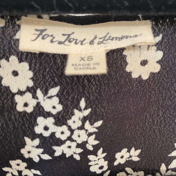 For Love & Lemons Dulce floral Pants and Crop top tie front matching set - Picture 13 of 14